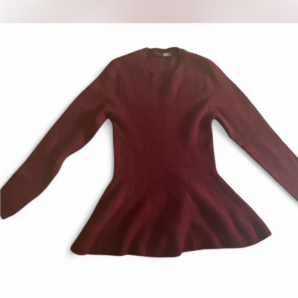 Suzy Shier Burgundy Knit Sweater in size M